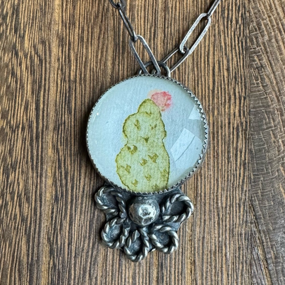 Artistic Pendant Necklace with Cactus Design